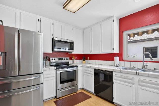 3292 Via Tonga, San Diego, CA 92154