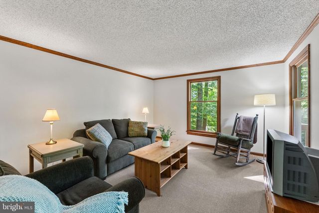 4631 NOMINI HALL RD, Hague, VA 22469