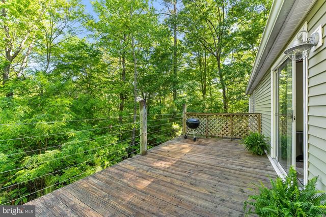 4631 NOMINI HALL RD, Hague, VA 22469