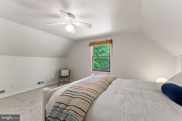4631 NOMINI HALL RD, Hague, VA 22469