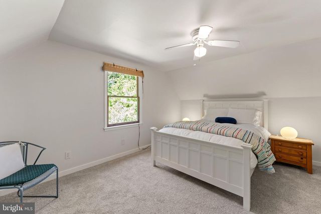 4631 NOMINI HALL RD, Hague, VA 22469
