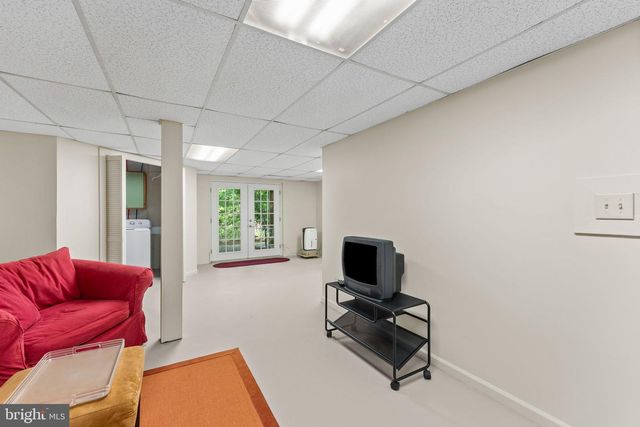 4631 NOMINI HALL RD, Hague, VA 22469