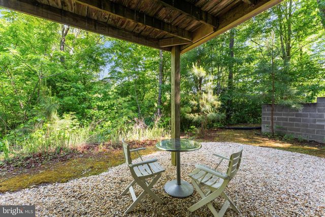 4631 NOMINI HALL RD, Hague, VA 22469