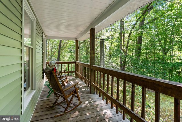 4631 NOMINI HALL RD, Hague, VA 22469