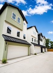 6540 Goldspier St, Houston, TX 77091