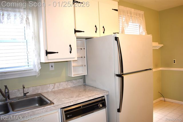 431 W Washington Street, Milford Village, MI 48381