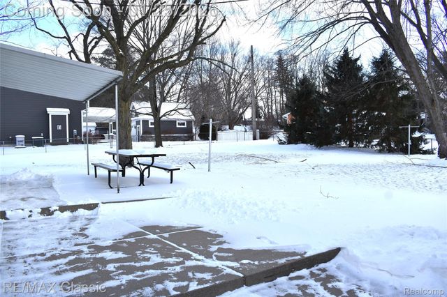 431 W Washington Street, Milford Village, MI 48381