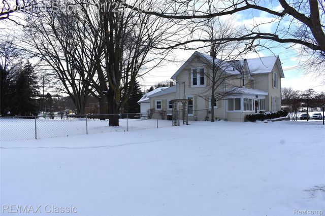 431 W Washington Street, Milford Village, MI 48381