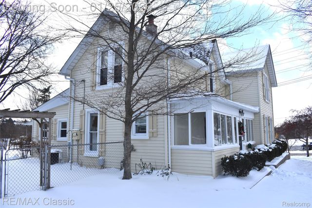 431 W Washington Street, Milford Village, MI 48381