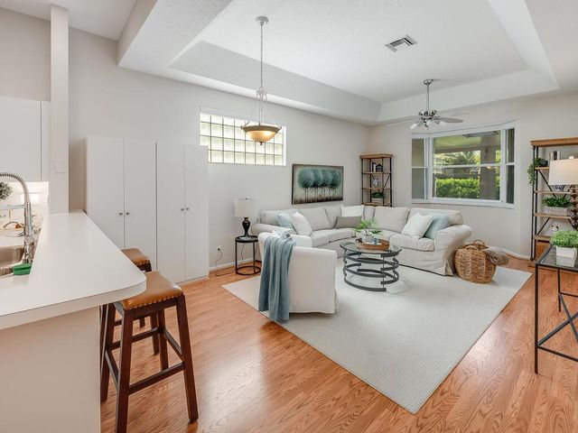 4004 Summer Chase Court, Lake Worth, FL 33467