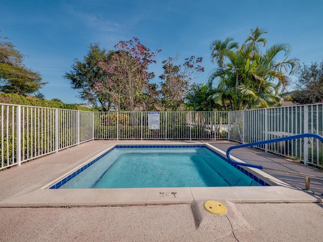 4004 Summer Chase Court, Lake Worth, FL 33467