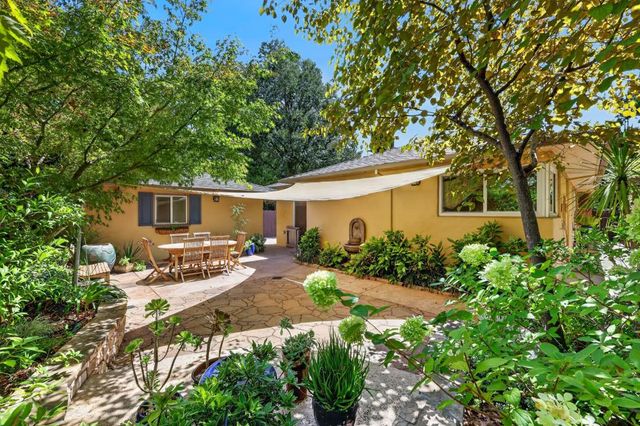 1031 9th Ave, Sacramento, CA 95818