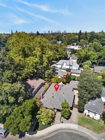 1031 9th Ave, Sacramento, CA 95818