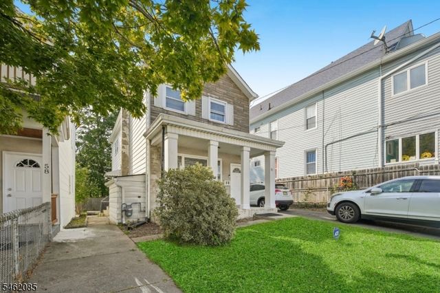 54 Henderson St, Paterson City, NJ 07501