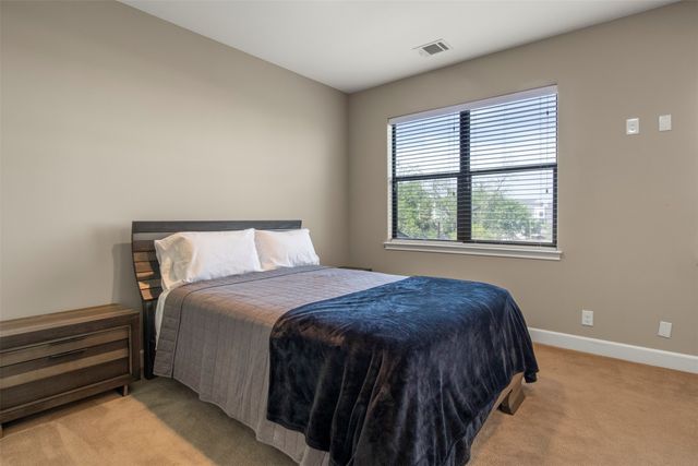 1717 Annex Avenue 602, Dallas, TX 75204