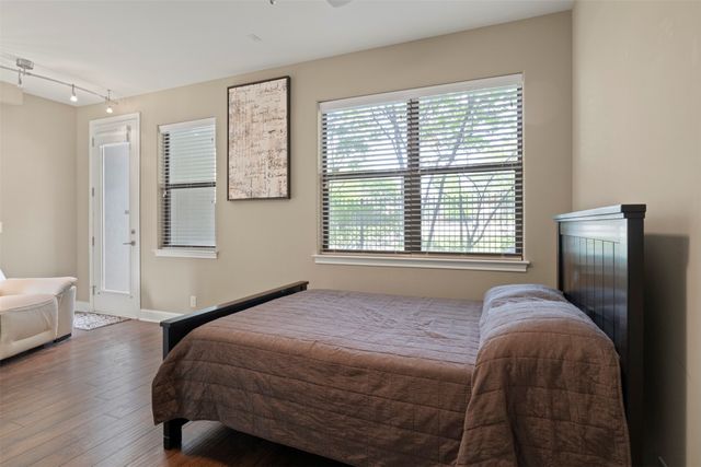 1717 Annex Avenue 602, Dallas, TX 75204