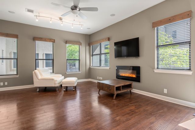 1717 Annex Avenue 602, Dallas, TX 75204