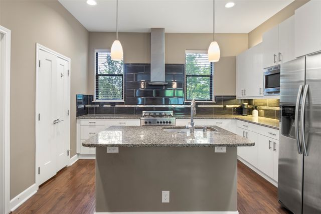 1717 Annex Avenue 602, Dallas, TX 75204