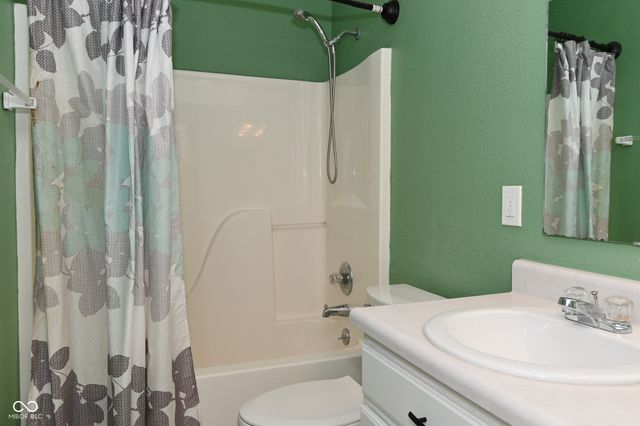 3848 Planewood Drive, Indianapolis, IN 46235