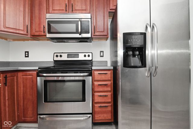 3848 Planewood Drive, Indianapolis, IN 46235