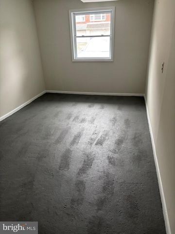 201 LOCKART TER, Philadelphia, PA 19116