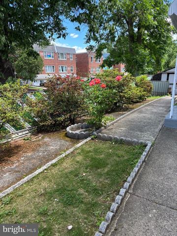201 LOCKART TER, Philadelphia, PA 19116