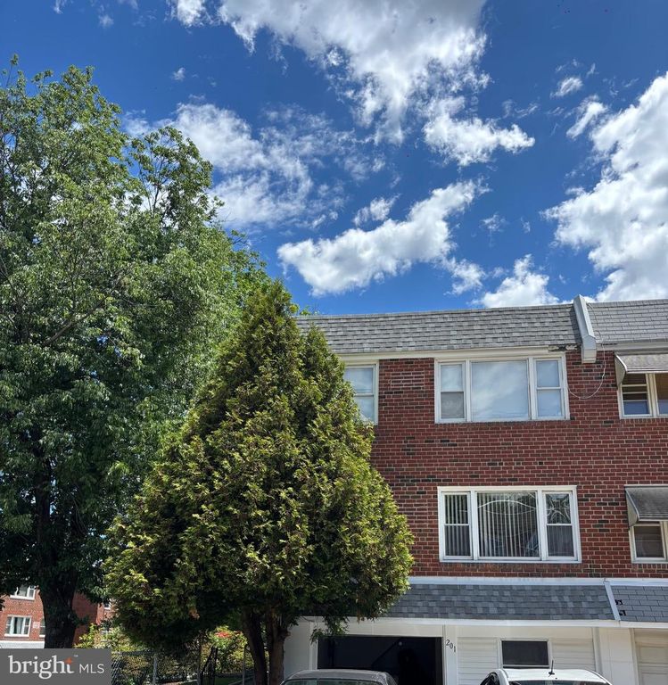 201 LOCKART TER, Philadelphia, PA 19116