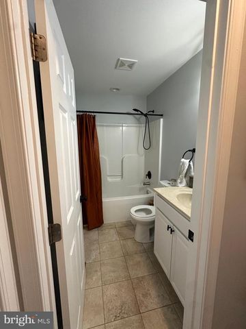 5 SEWARD RD, Ridgely, MD 21660