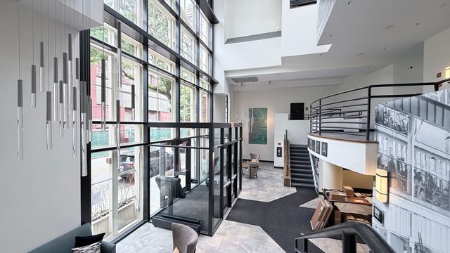 106 13th 323, Boston, MA 02129