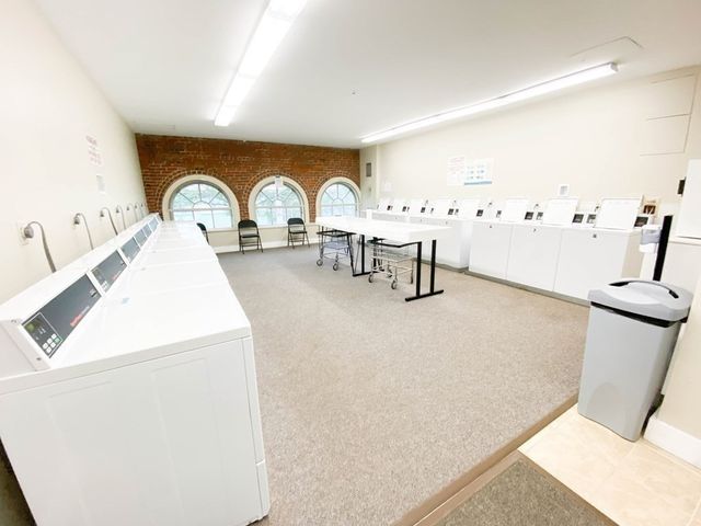 106 13th 323, Boston, MA 02129