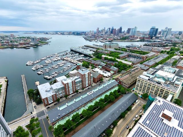 106 13th 323, Boston, MA 02129