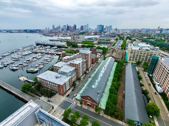 106 13th 323, Boston, MA 02129