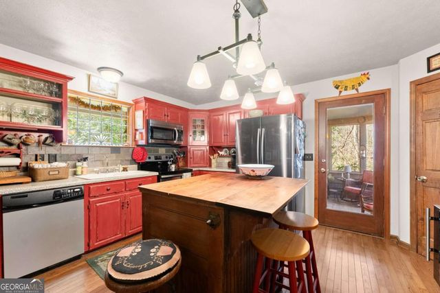 62 High Ridge, Cleveland, GA 30528