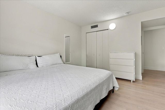 4310 NW 79th Avenue 2B, Doral, FL 33166