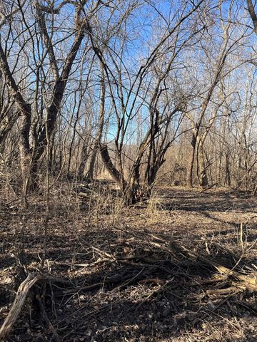 39155 N Dilleys Road, Wadsworth, IL 60083