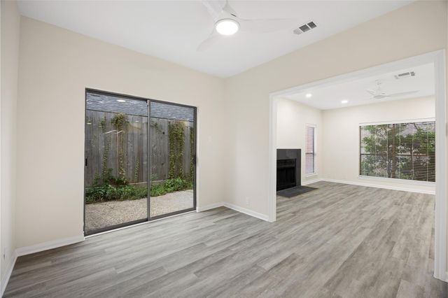 2668 Bering Drive 2668, Houston, TX 77057