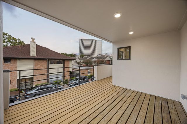 2668 Bering Drive 2668, Houston, TX 77057