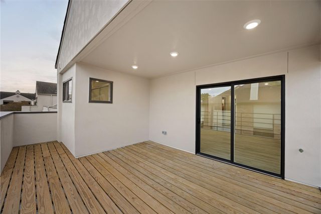 2668 Bering Drive 2668, Houston, TX 77057