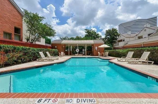 2668 Bering Drive 2668, Houston, TX 77057