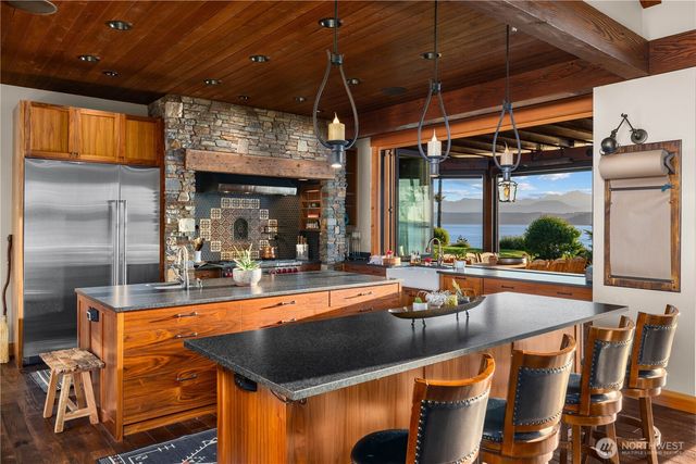 165 NE Kinman Road, Poulsbo, WA 98370