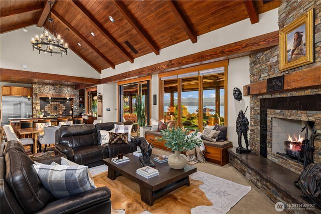 165 NE Kinman Road, Poulsbo, WA 98370