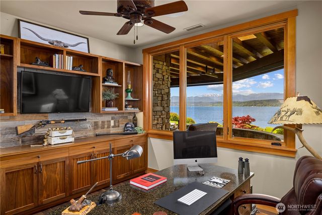 165 NE Kinman Road, Poulsbo, WA 98370