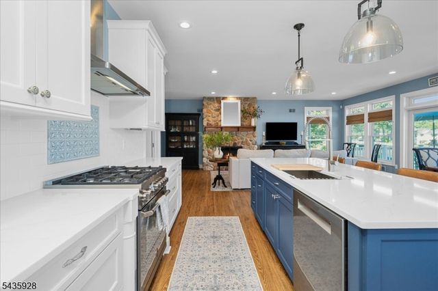 41 E Shore Rd, Denville Twp., NJ 07834