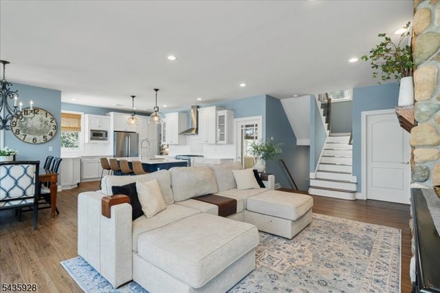 41 E Shore Rd, Denville Twp., NJ 07834