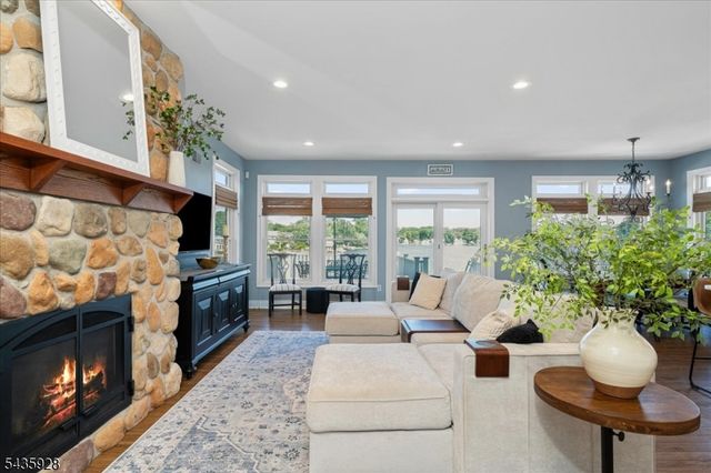 41 E Shore Rd, Denville Twp., NJ 07834