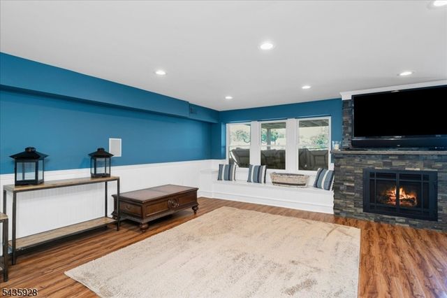 41 E Shore Rd, Denville Twp., NJ 07834