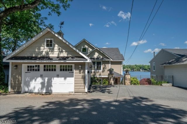 41 E Shore Rd, Denville Twp., NJ 07834