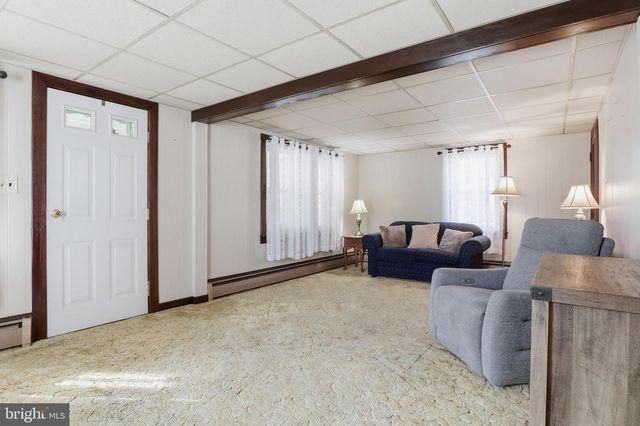 5566 BLUE HILL RD, Glenville, PA 17329