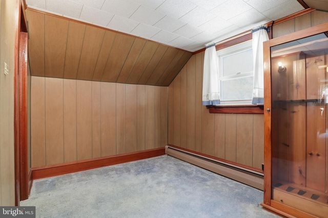 5566 BLUE HILL RD, Glenville, PA 17329