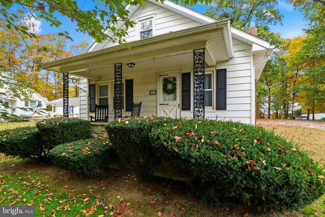 5566 BLUE HILL RD, Glenville, PA 17329